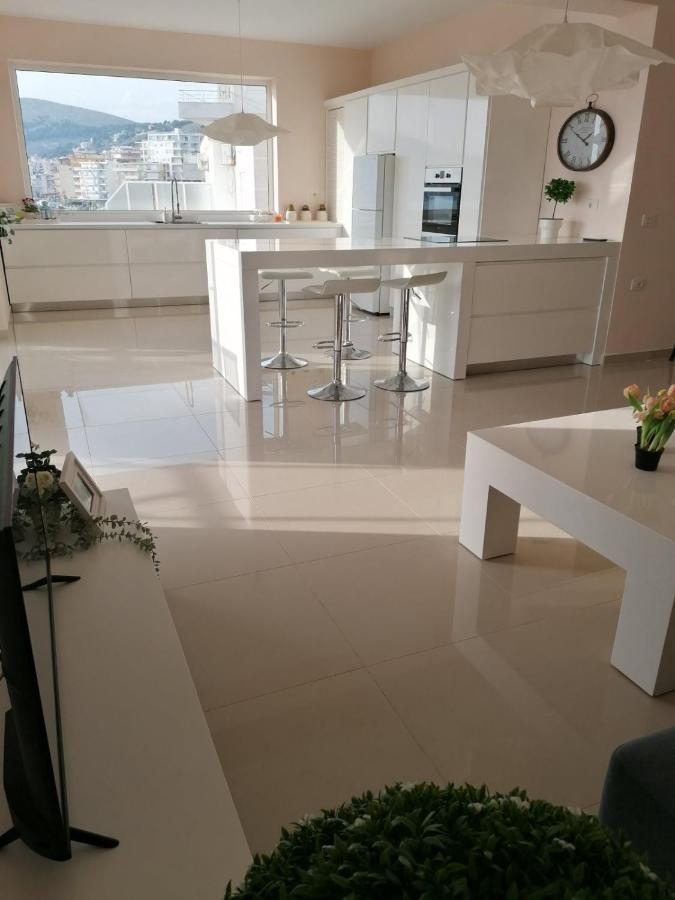 סרנדה Marianna'S Luxury Apartment מראה חיצוני תמונה