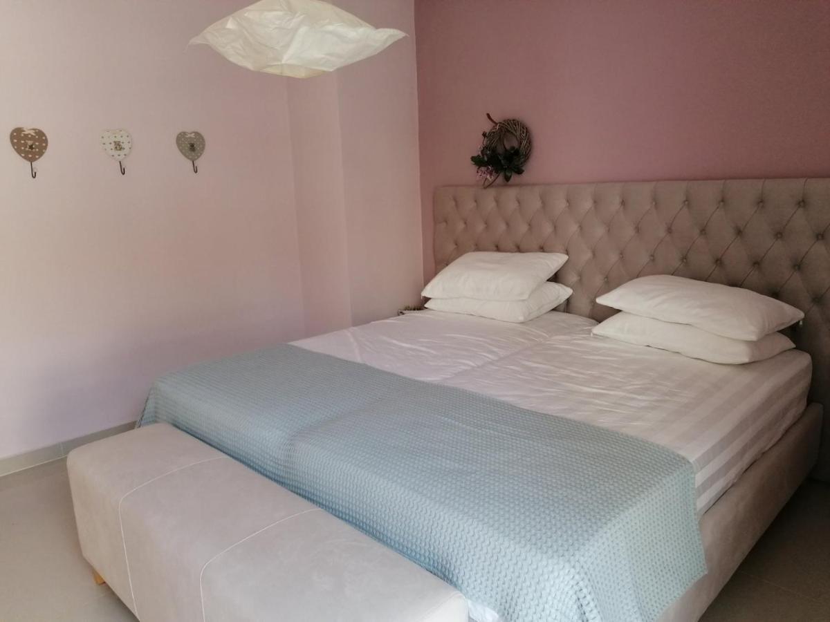 סרנדה Marianna'S Luxury Apartment מראה חיצוני תמונה