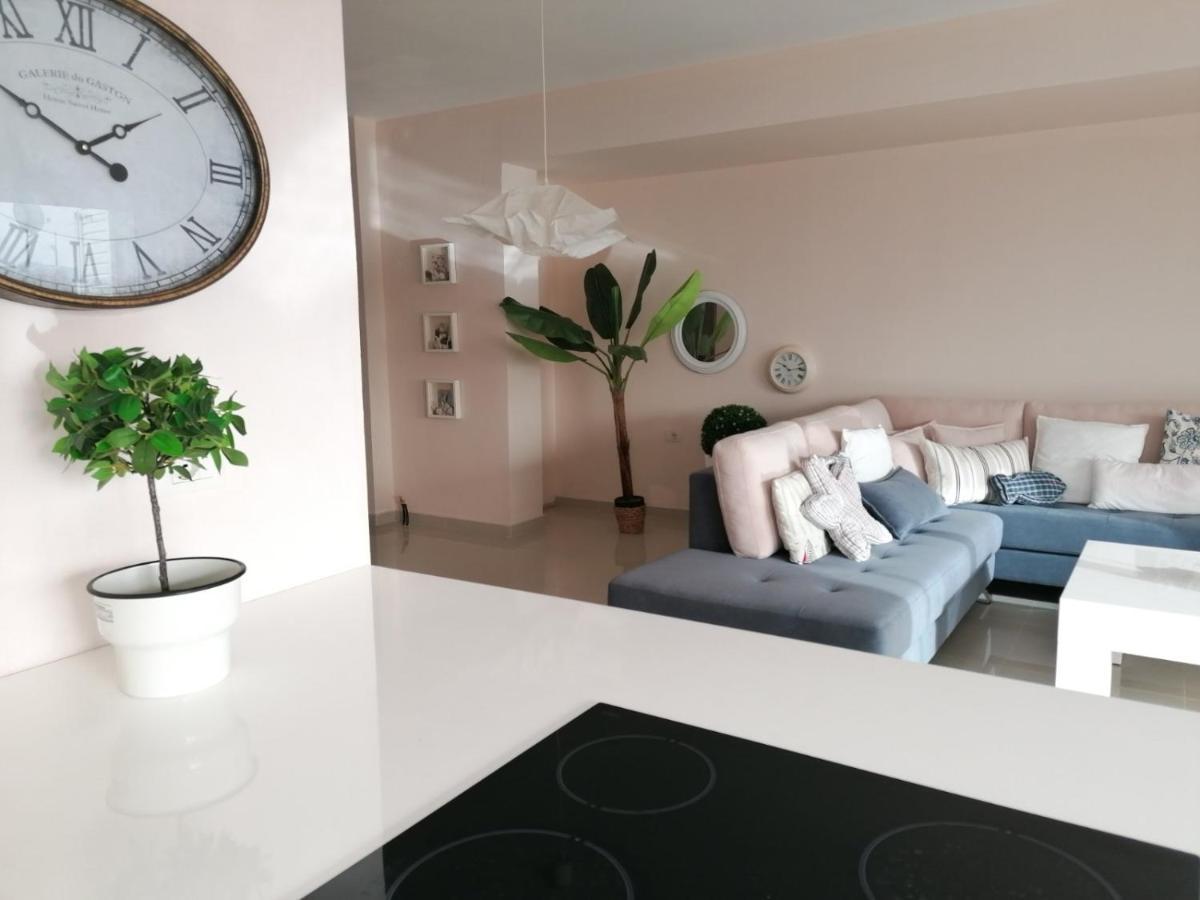 סרנדה Marianna'S Luxury Apartment מראה חיצוני תמונה